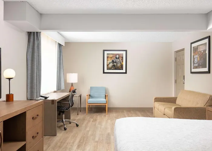 Western King's Inn&suites 4*