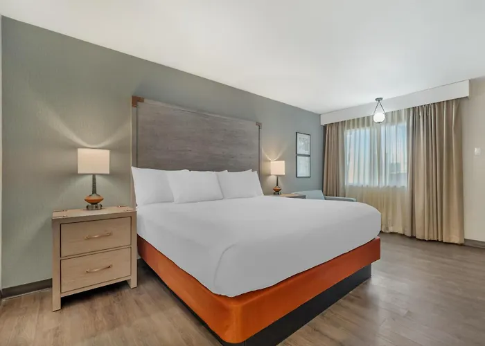 Hotel Western King's Inn&suites 4*