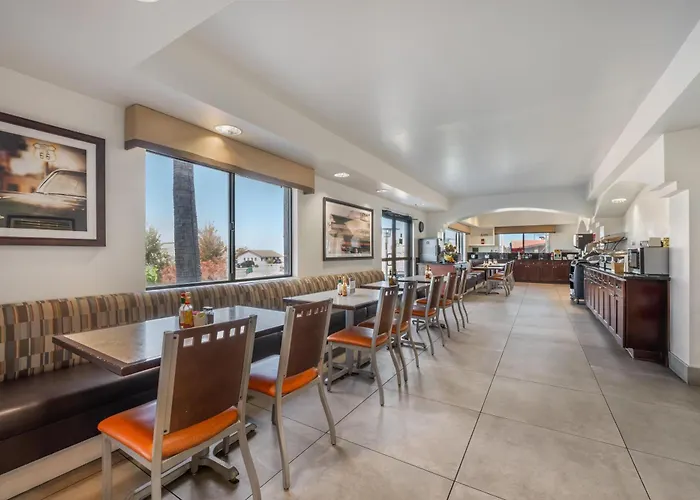 Western King's Inn&suites