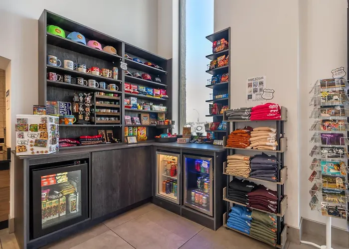 Western King's Inn&suites 4*